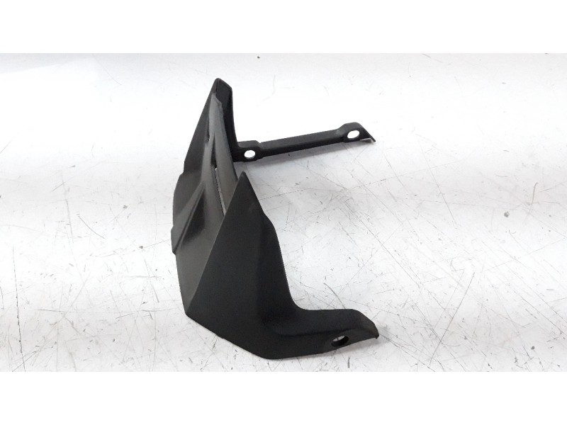 Recambio de moldura para yamaha mt-125 referencia OEM IAM BK6F165001  