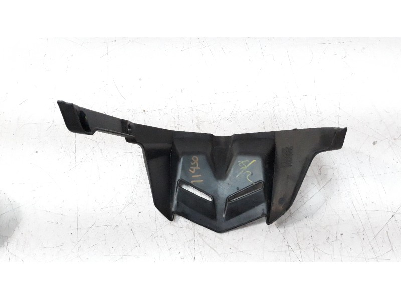 Recambio de moldura para yamaha mt-125 referencia OEM IAM BK6F165001  