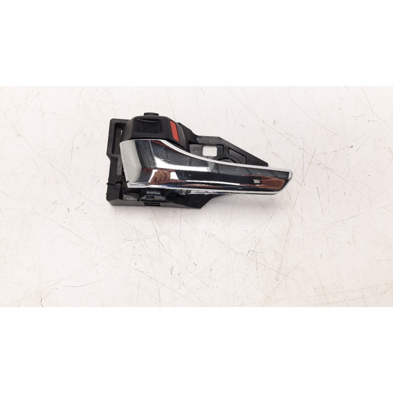 Recambio de maneta interior trasera izquierda para toyota rav 4 2.0 d-4d cat referencia OEM IAM 6920633121C0  