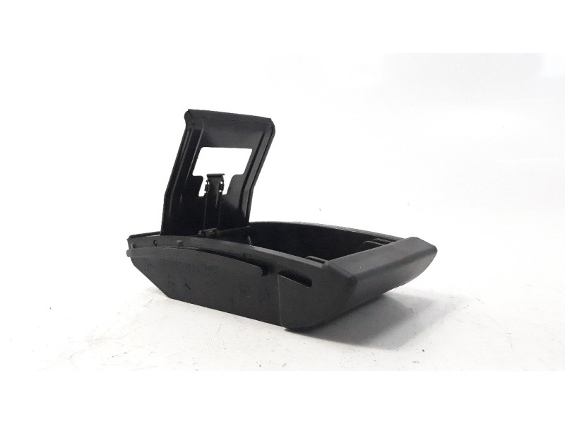 Recambio de cenicero para volkswagen polo berlina (6n1) 1.4 referencia OEM IAM 6K0857952A  