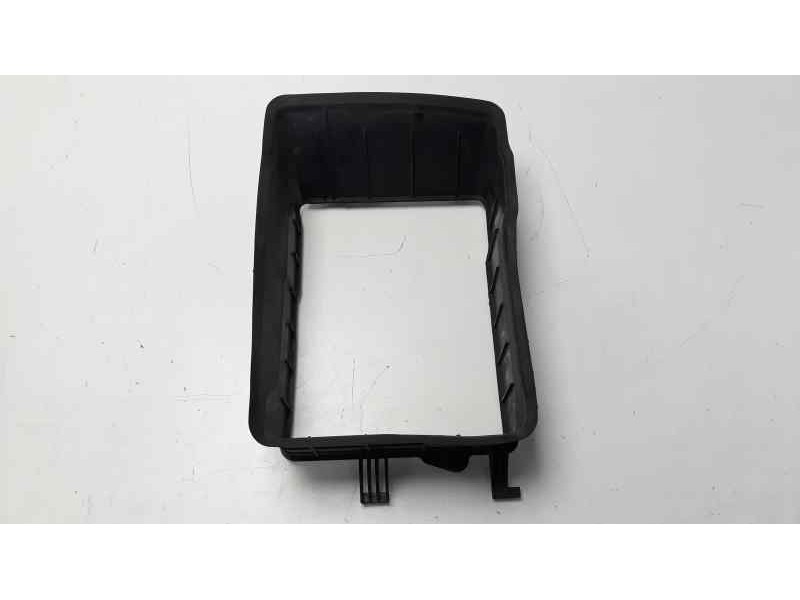Recambio de calandra delantera de radiador para renault scenic iv grand zen referencia OEM IAM   