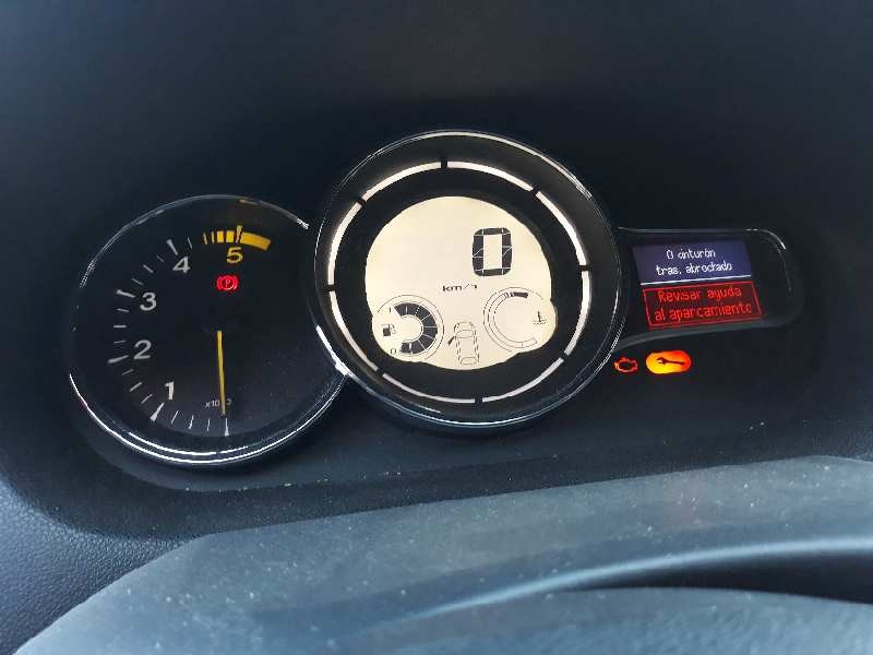 renault megane iii berlina 5 p del año 2008