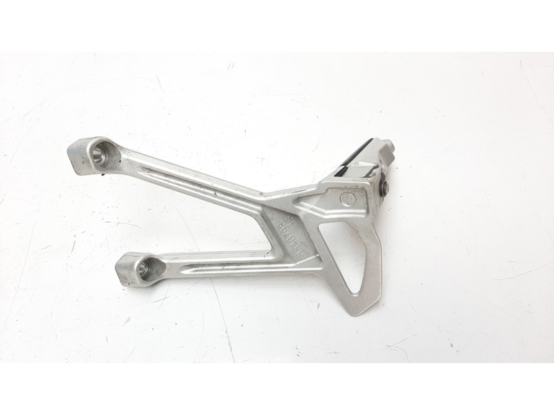 Recambio de estribo para bmw r 1250 gs referencia OEM IAM 8540798  