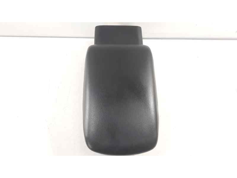 Recambio de apoyabrazos central para nissan pulsar (c13) acenta referencia OEM IAM   