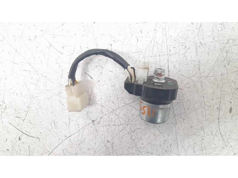 Recambio de rele arranque para ktm 390 duke 390 duke referencia OEM IAM 52JP0812  