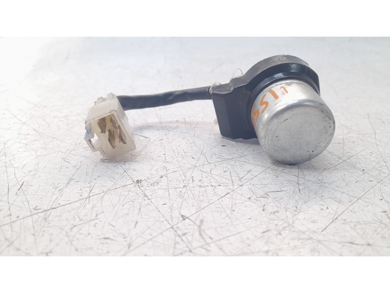 Recambio de rele arranque para ktm 390 duke 390 duke referencia OEM IAM 52JP0812  