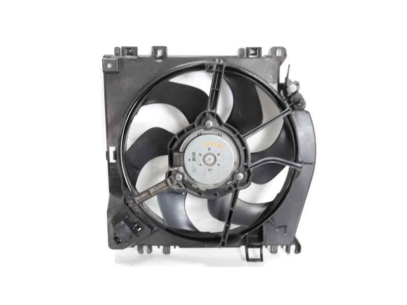 Recambio de electroventilador para renault clio iii dynamique referencia OEM IAM 8200966248 102GA200637 47371