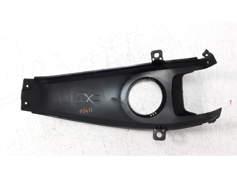 Recambio de moldura para yamaha mt-125 referencia OEM IAM B1VF41B100  