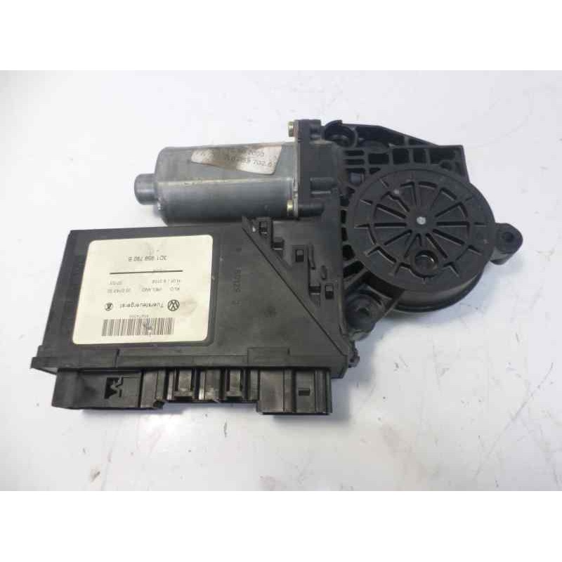 Recambio de motor elevalunas delantero derecho para volkswagen touareg (7la) tdi v10 referencia OEM IAM 7L0959702B 3D1959729B 