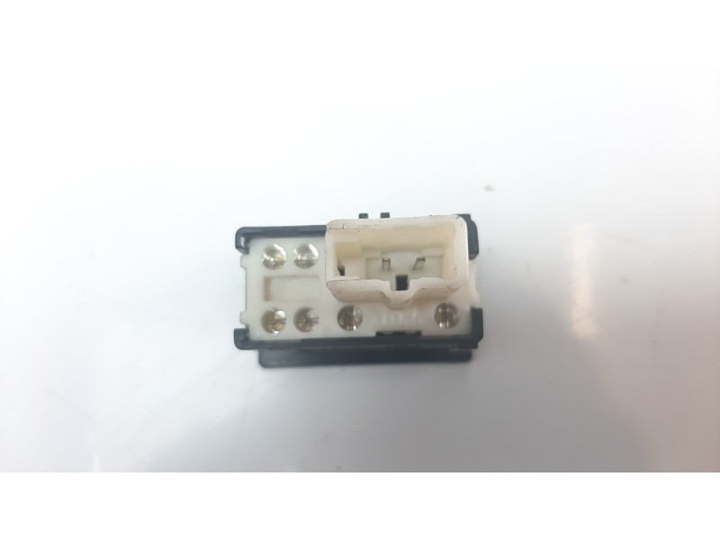 Recambio de interruptor para toyota rav 4 (a2) 1.8 16v cat referencia OEM IAM 8185033020  