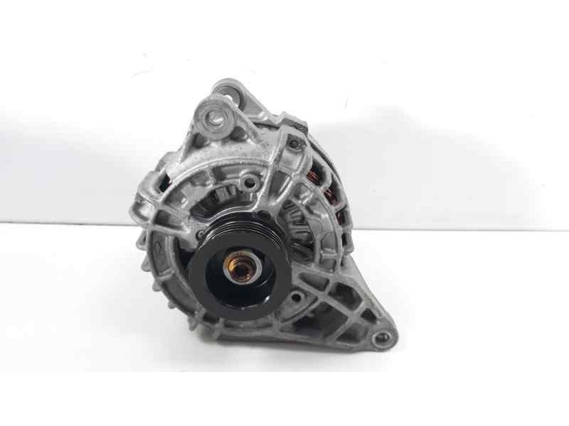Recambio de alternador para mercedes-benz clase cla (w117) cla 220 cdi (117.303) referencia OEM IAM 0009063322 ALF260401 A10757