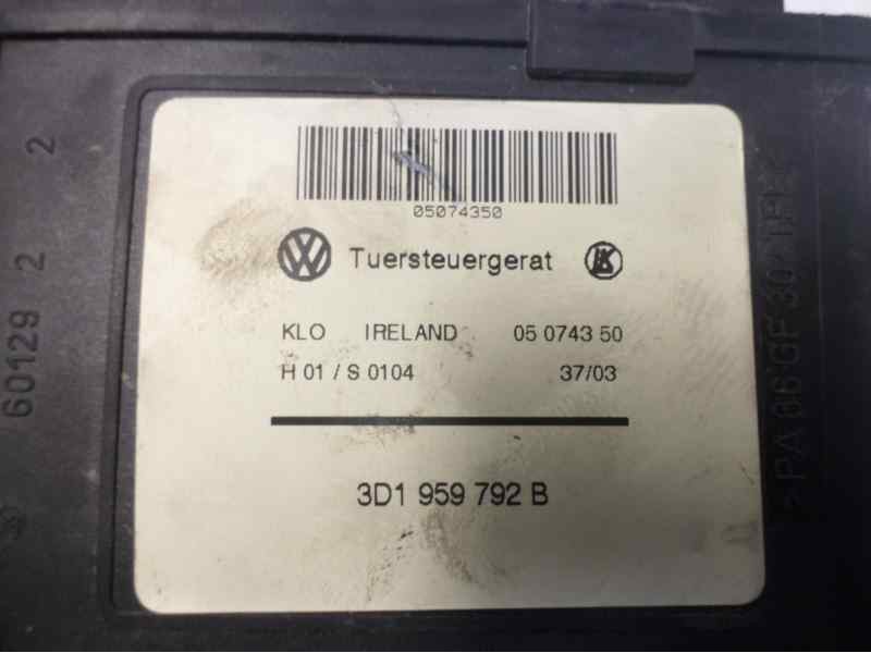 Recambio de motor elevalunas delantero derecho para volkswagen touareg (7la) tdi v10 referencia OEM IAM 7L0959702B 3D1959729B 