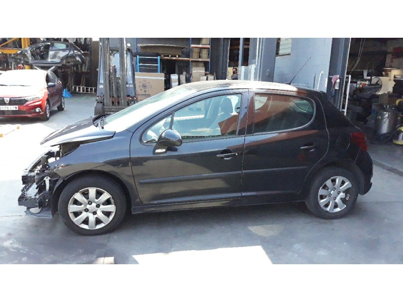 peugeot 207 del año 2009