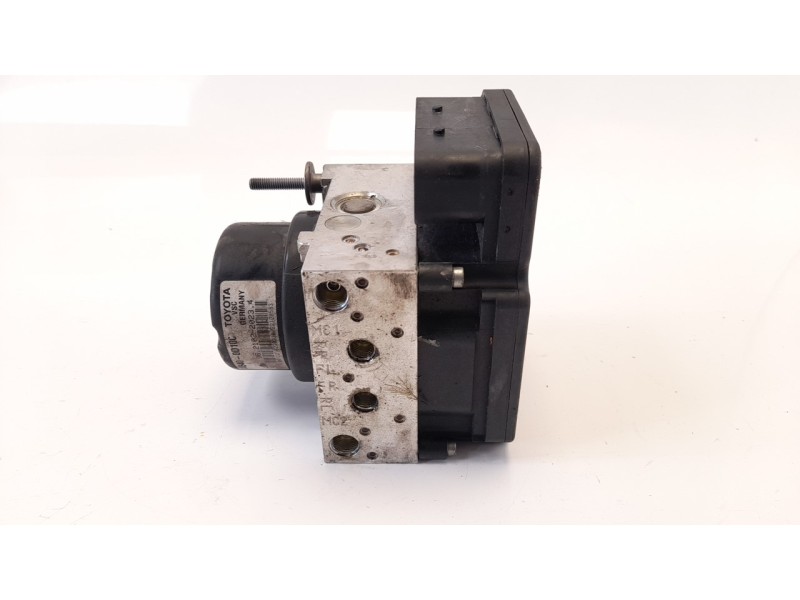 Recambio de abs para toyota yaris active referencia OEM IAM 445400D100  