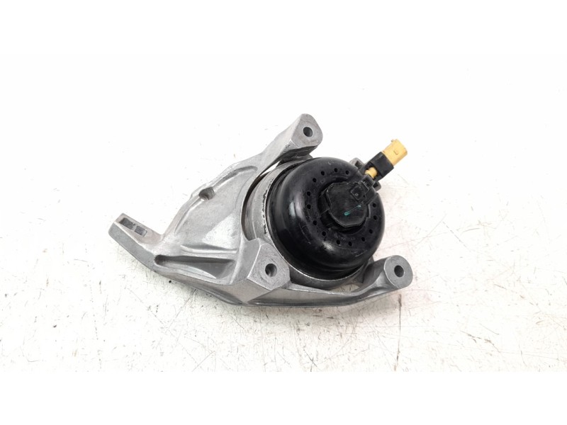Recambio de soporte motor derecho para audi q7 4mg referencia OEM IAM 4M0399202E  