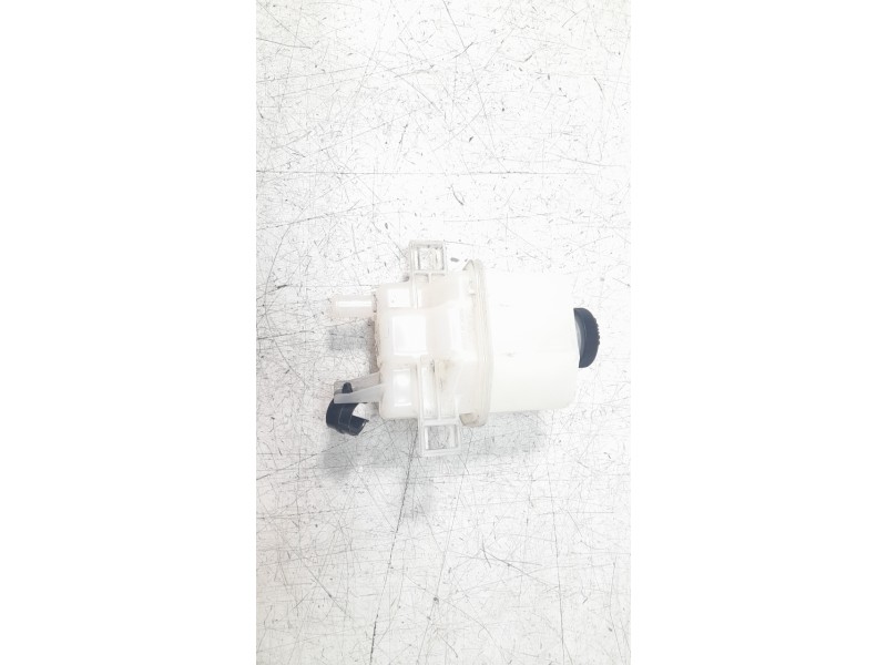 Recambio de deposito expansion para kia rio (yb) 1.2 cat referencia OEM IAM G91H002120  