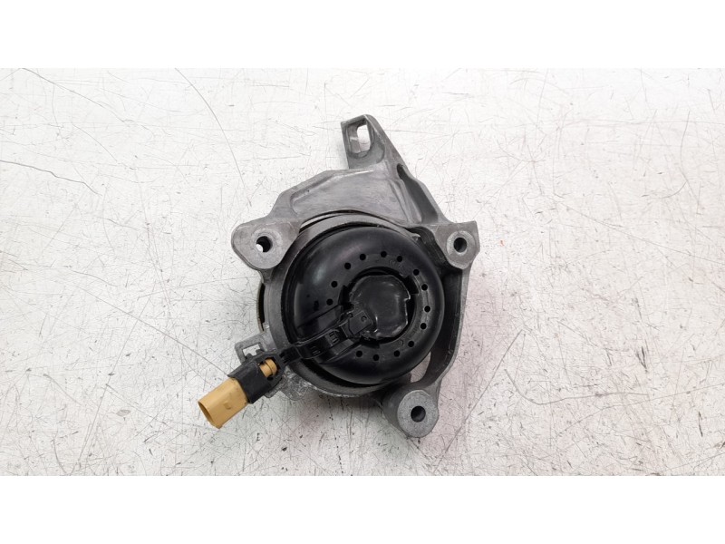 Recambio de soporte motor izquierdo para audi q7 4mg referencia OEM IAM 4M0399201E  