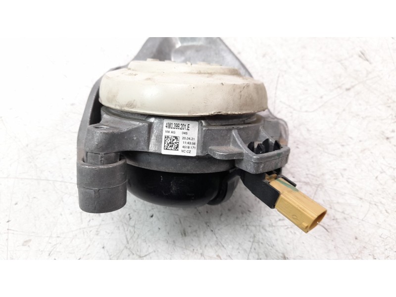 Recambio de soporte motor izquierdo para audi q7 4mg referencia OEM IAM 4M0399201E  