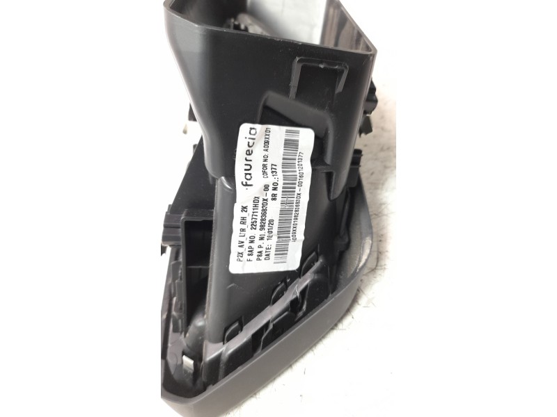 Recambio de aireador derecho para peugeot 208 (p2) 1.2 puretech referencia OEM IAM 98283683DX  