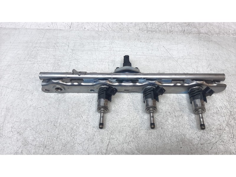 Recambio de rampa inyectora para lexus ux (za10) 250h referencia OEM IAM 2381424010  