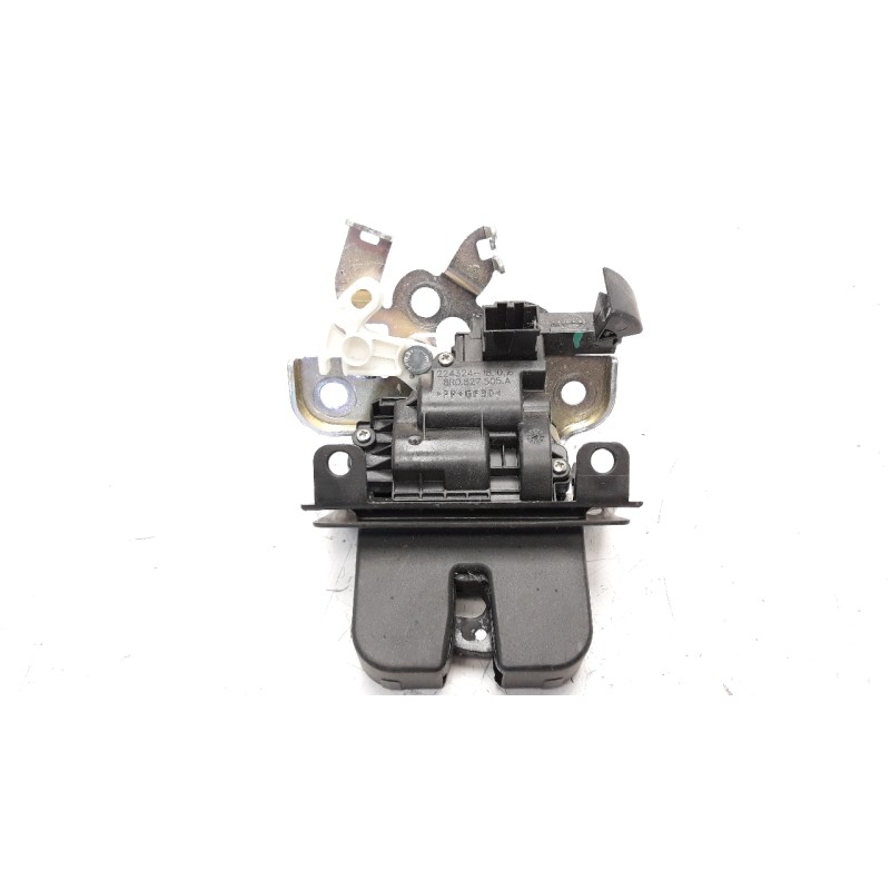 Recambio de cerradura maletero / porton para seat toledo (kg3) 1.2 tsi referencia OEM IAM 8R0827505A  EZCAU043