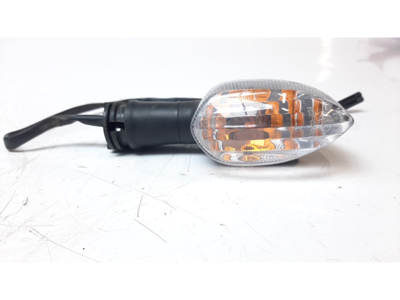 Recambio de piloto trasero derecho para yamaha mt-125 referencia OEM IAM B6GH33300000  