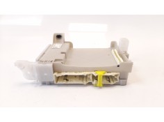 Recambio de caja reles / fusibles para toyota yaris active referencia OEM IAM 8273052M80   2