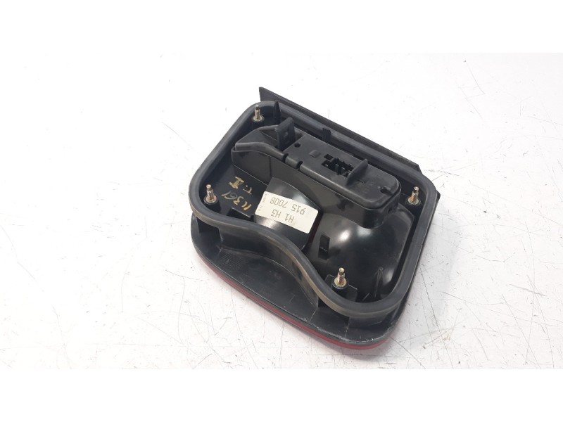 Recambio de piloto trasero izquierdo interior para volvo s70 berlina referencia OEM IAM 9151633  