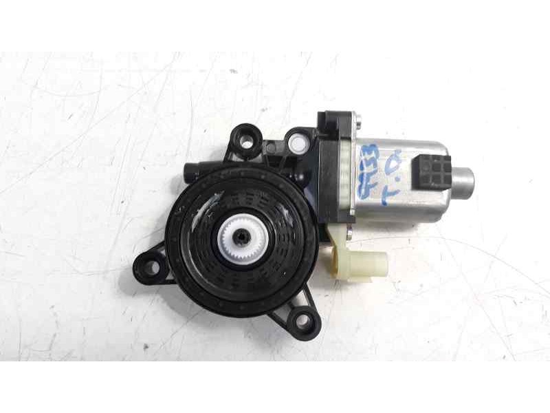 Recambio de motor elevalunas trasero derecho para kia ceed 1.6 crdi cat referencia OEM IAM 83460J7000  