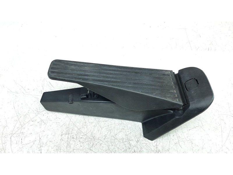 Recambio de potenciometro pedal para volvo v60 familiar 2.0 diesel cat referencia OEM IAM 32269124  