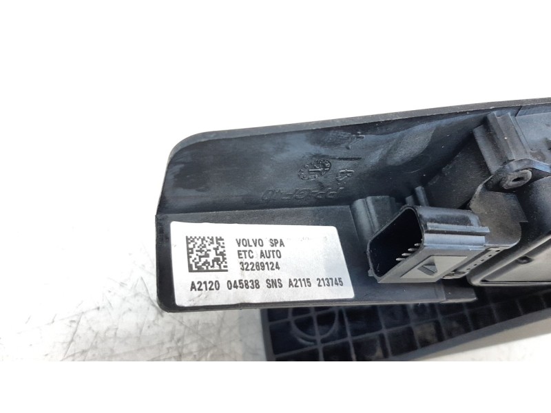 Recambio de potenciometro pedal para volvo v60 familiar 2.0 diesel cat referencia OEM IAM 32269124  