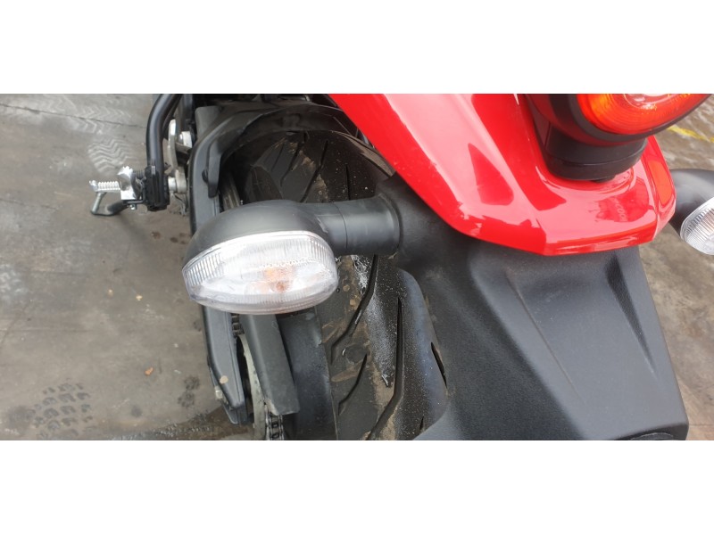 Recambio de piloto trasero izquierdo para yamaha mt-125 referencia OEM IAM B6GH33300000  