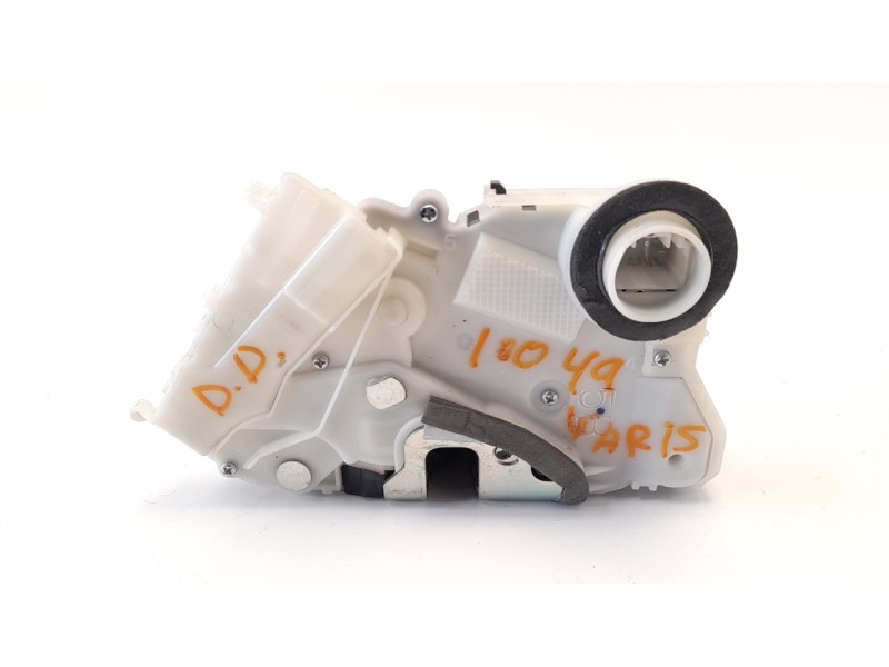 Recambio de cerradura puerta delantera derecha para toyota yaris active referencia OEM IAM 690300D320  