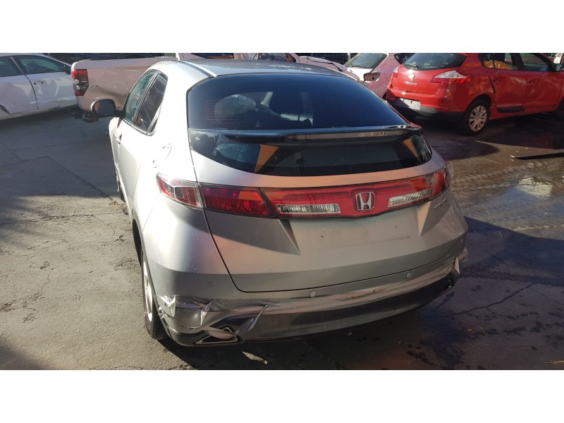 honda civic berlina 5 (fk) del año 2010