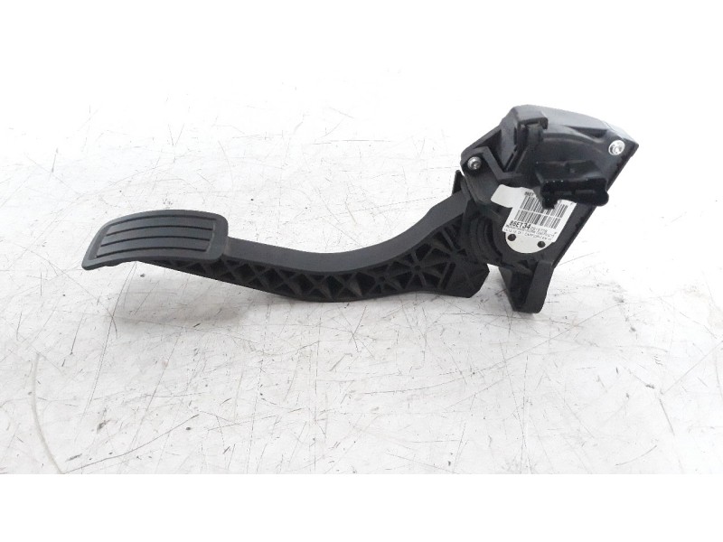 Recambio de potenciometro pedal para peugeot 308 1.2 12v e-thp referencia OEM IAM 9674829180  