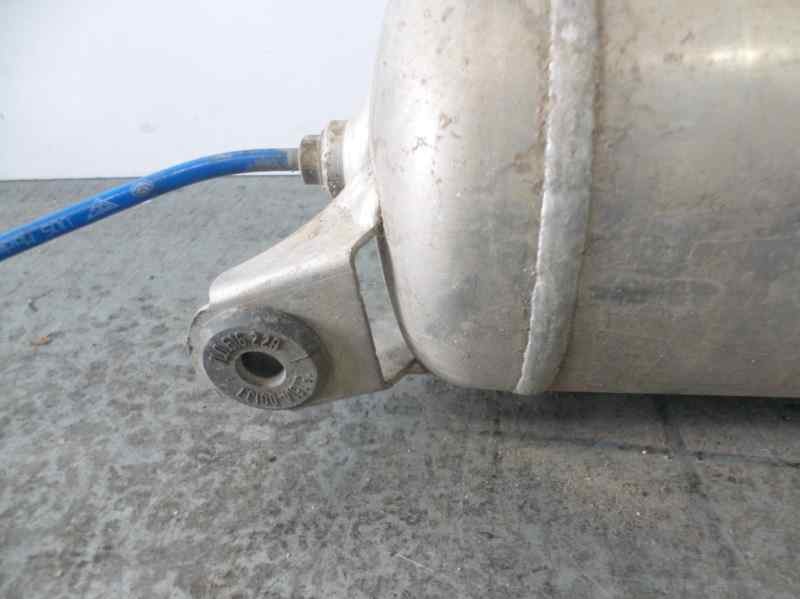 Recambio de acumulador central amortiguacion para volkswagen touareg (7la) tdi v10 referencia OEM IAM 7L0616201A  