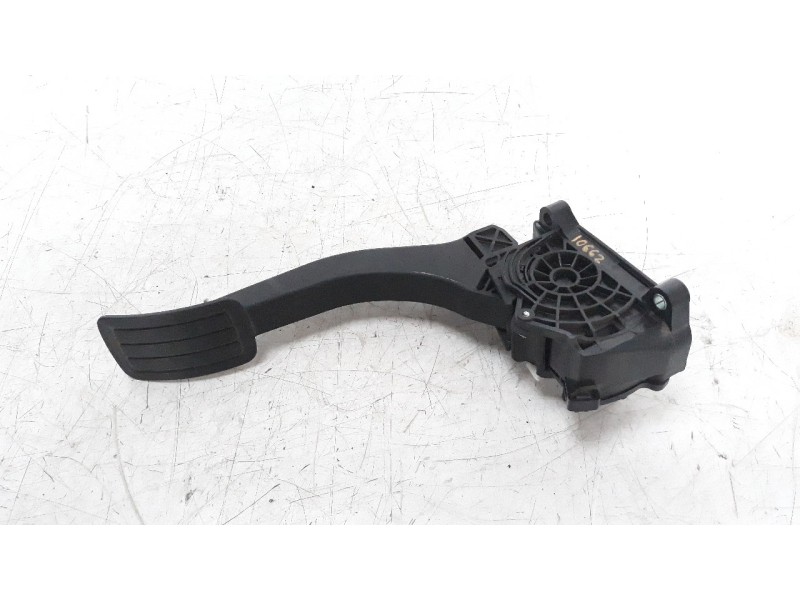Recambio de potenciometro pedal para peugeot 308 1.2 12v e-thp referencia OEM IAM 9674829180  