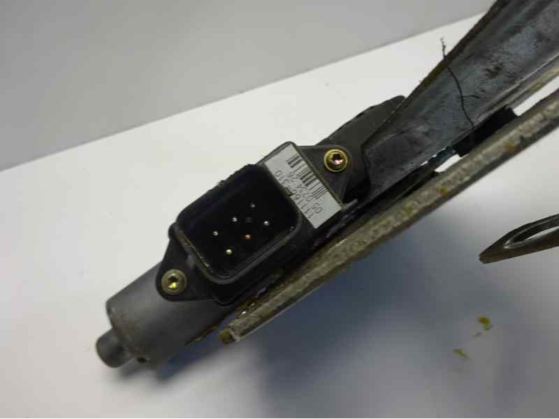 Recambio de elevalunas delantero derecho para opel tigra 1.4 16v referencia OEM IAM 90520200  