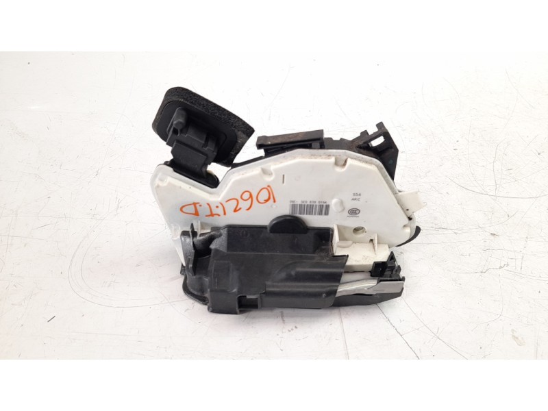 Recambio de cerradura puerta trasera derecha para seat toledo (kg3) 1.2 tsi referencia OEM IAM 5E0839016A  