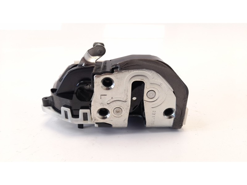 Recambio de cerradura puerta trasera izquierda para toyota yaris active referencia OEM IAM 692040D090  