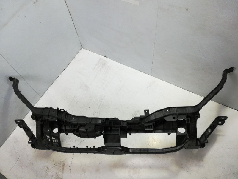 Recambio de panel frontal para ford transit courier referencia OEM IAM  109106270 