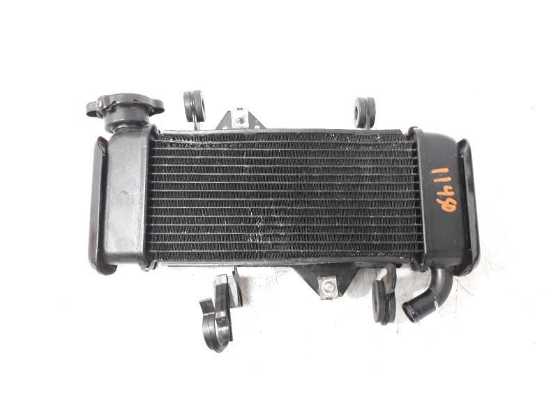 Recambio de radiador agua para yamaha mt-125 referencia OEM IAM B1VE246000  
