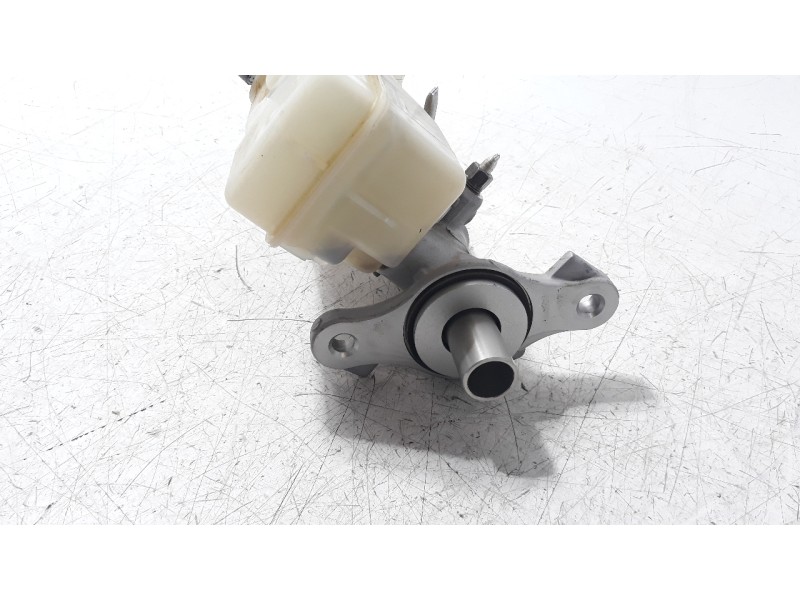 Recambio de bomba freno para dacia sandero basis referencia OEM IAM 460111938R  