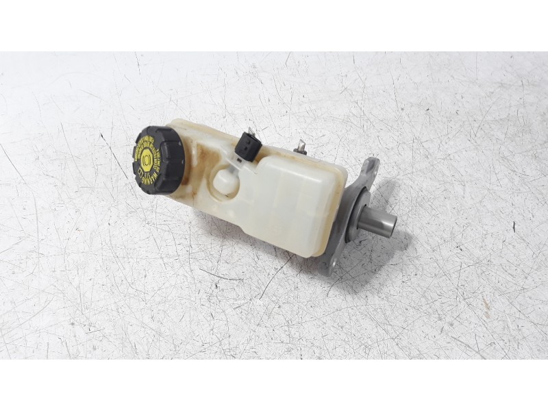 Recambio de bomba freno para dacia sandero basis referencia OEM IAM 460111938R  