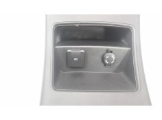 Recambio de rejilla aireadora para ssangyong rexton limited 4x4 referencia OEM IAM 7795836200   2