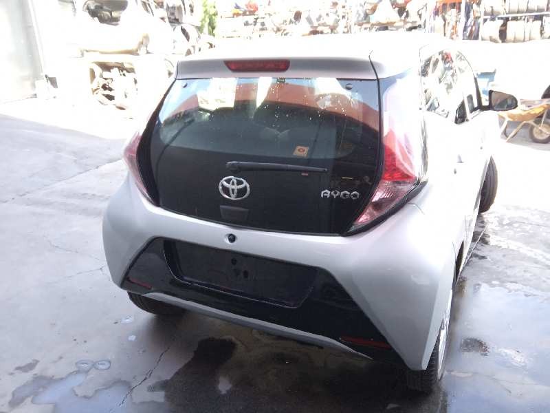 toyota aygo del año 2016