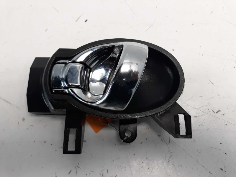 Recambio de maneta interior trasera izquierda para nissan juke (f15) acenta referencia OEM IAM   