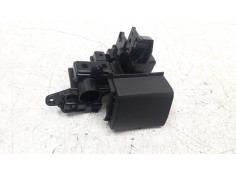 Recambio de moldura para ssangyong rexton limited 4x4 referencia OEM IAM YS1452Y400LA0  