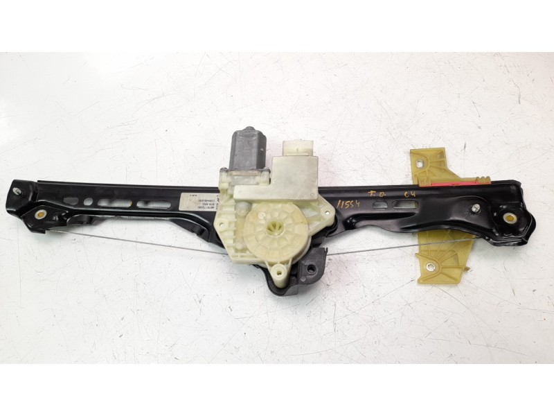 Recambio de elevalunas trasero derecho para citroen c4 grand picasso feel edition referencia OEM IAM 9826076480 106075617 