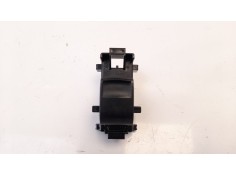 MANDO ELEVALUNAS DELANTERO DERECHO 848100D030 